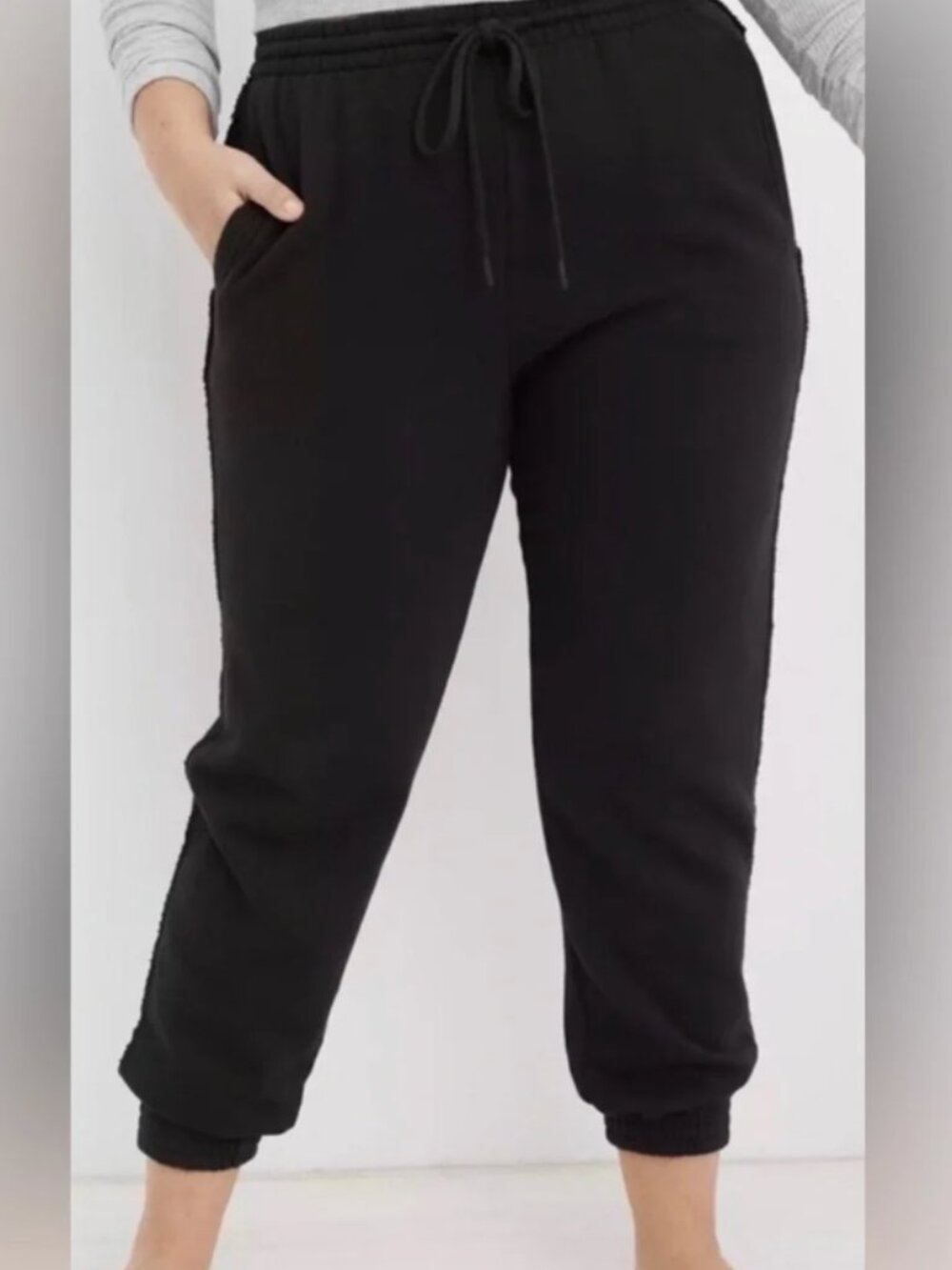 Aerie Anytime The Sweat Joggers in Black Medium
